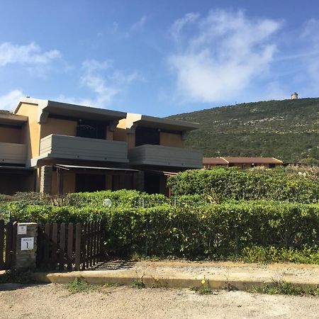 Sardinia Re - Casa Ibiscus Stintino Exterior foto