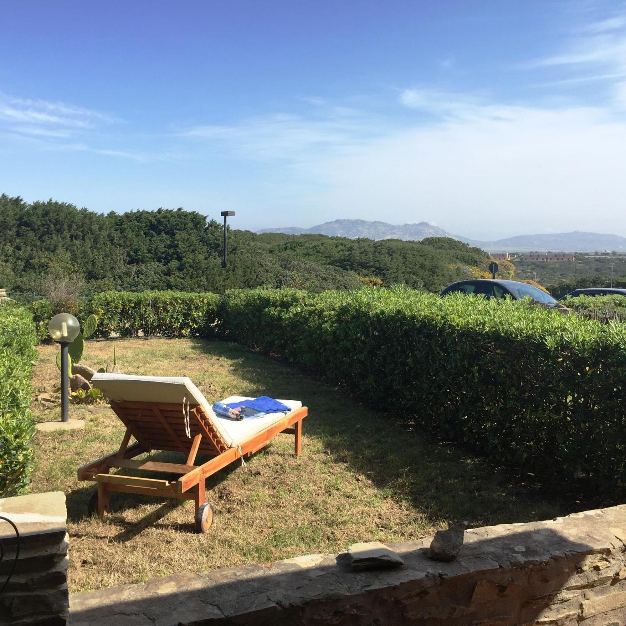 Sardinia Re - Casa Ibiscus Stintino Exterior foto